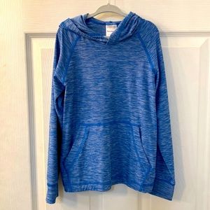Hanna Andersson size 110/5 Long Sleeved blue hoodie t-shirt